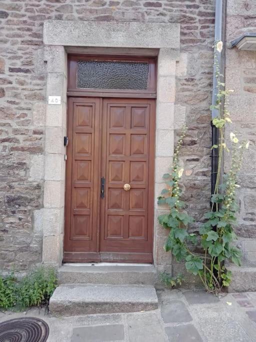 Dinan Historic Centre Suite Exterior photo